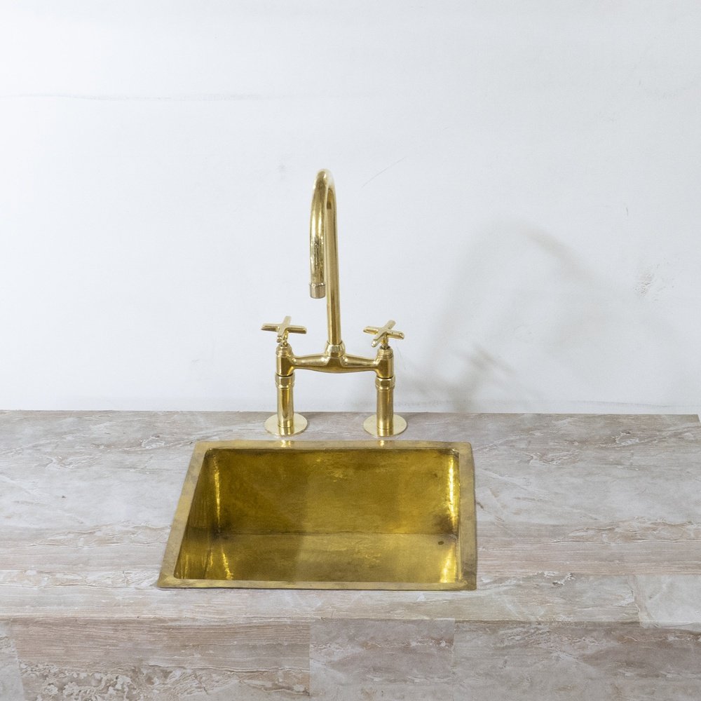 Brass Bridge Faucet With Flat Cross Handles