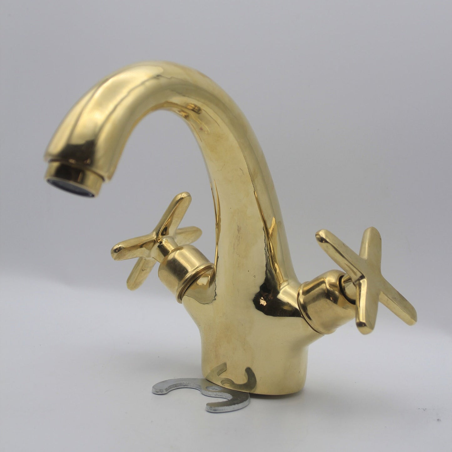 Vintage Moroccan Solid Brass Faucet with Smooth Centerset Design